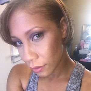 Meet your Posher, Domonique